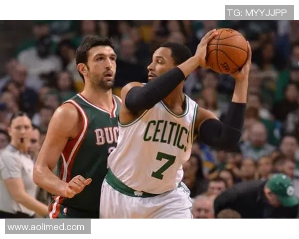 昔日恩怨再现！凯尔特人与老队友狭路相逢